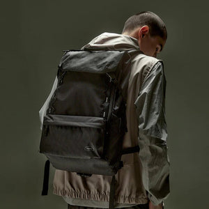 BITPLAY Black Series 28L Backpack|多功能旅行背囊|防潑水防盜設計