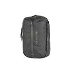Aux Compartment X-Pac - 採用 X-Pac 防水面料與 YKK® StormGuard 拉鍊,提供優異保護。