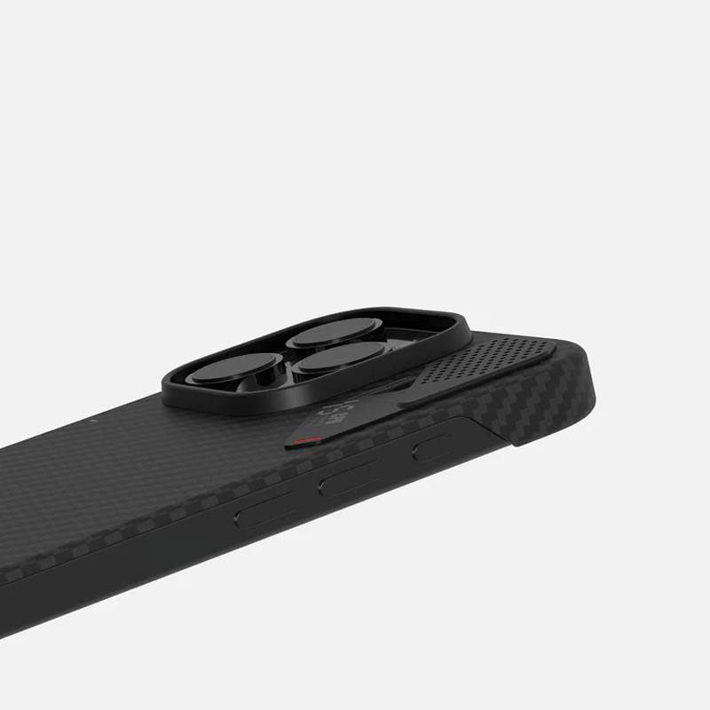 AULUMU Aramid Fiber Case for iPhone 15 Pro/Pro Max 系列｜配備矽膠冷卻墊與鋁合金板，幫助穩定散熱