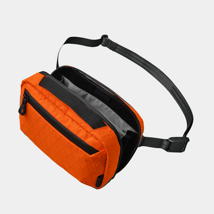 Alpaka Elements Tech Case Max，加大版防水科技收納包，適合日常使用