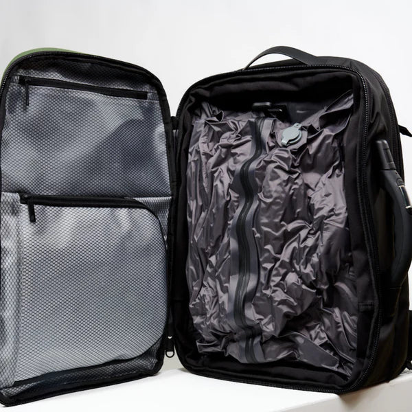 AIRBACK Travel Backpack｜大小容量任意擴展22-48L