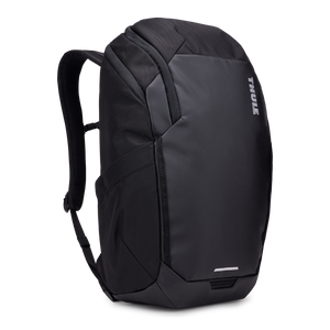 尋找高性能通勤背囊？Thule Chasm 26L 採用 900D 防潑水環保物料，配備 17 吋手提電腦專屬隔層與側開快取設計，是您的 Premium Urban Carry 首選。