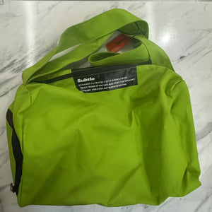SUBTLE Equs Sports Travel Bag 運動健身包 #1675 ( 陳列品/瑕疵品特價出售 )