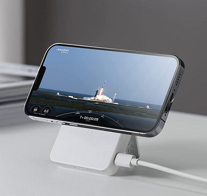 ESR  HaloLock 磁吸行動電源 5000mAh