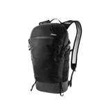 Matador Freefly16 防水摺疊背包展示，顯示 16L 容量與輕便設計