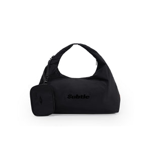 SUBTLE LOOP Messenger Bag - 黑色，正面展示