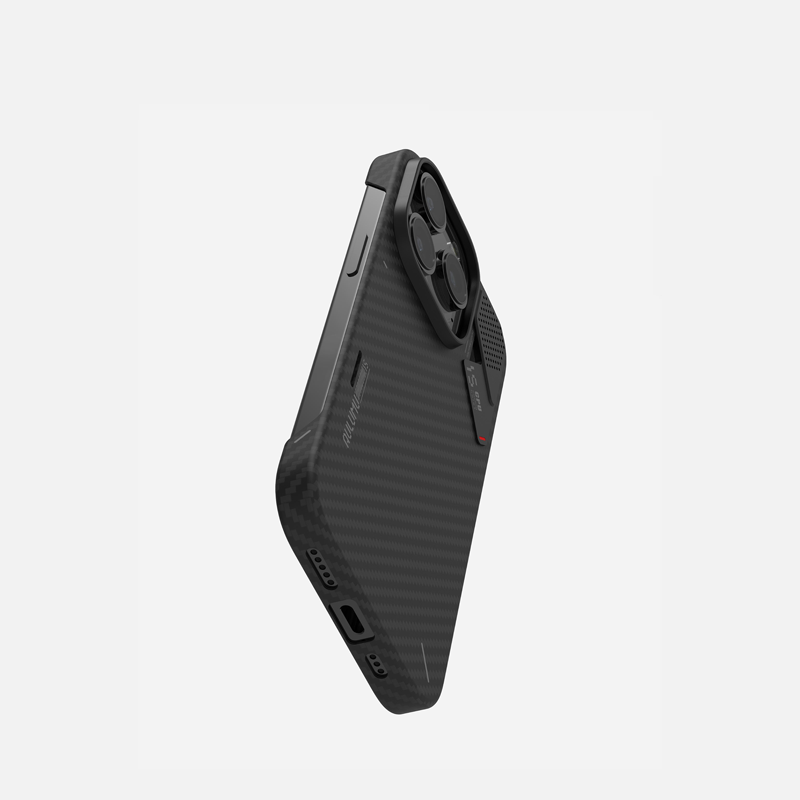 AULUMU Aramid Fiber Case for iPhone 15 Pro/Pro Max 系列｜配備矽膠冷卻墊與鋁合金板，幫助穩定散熱