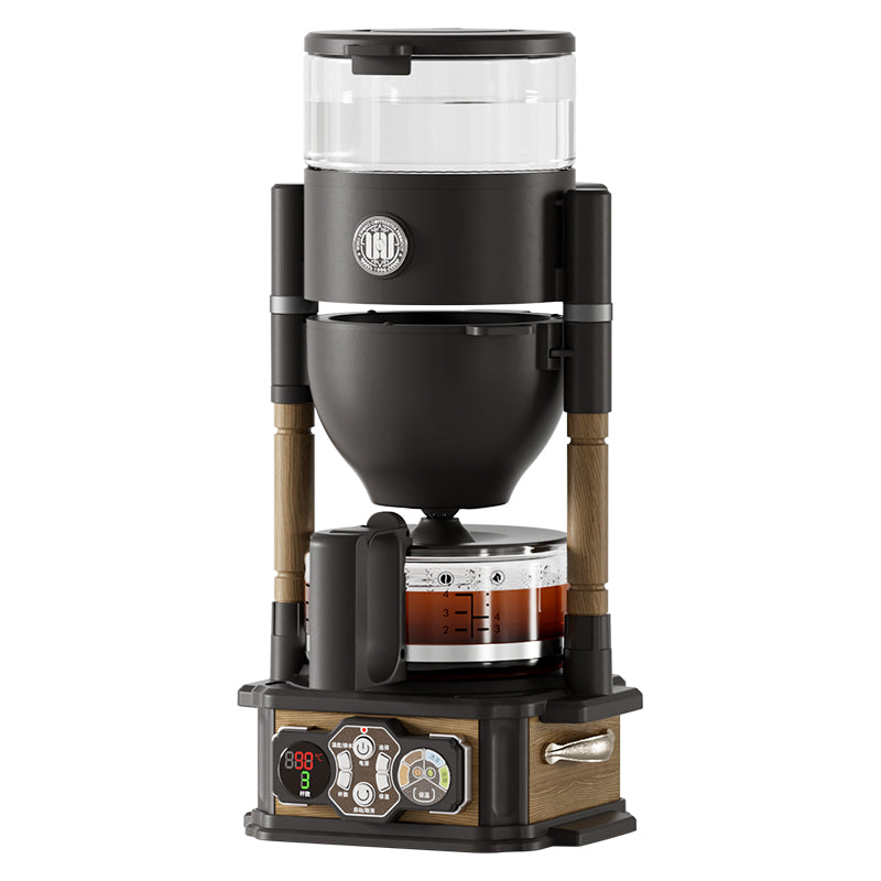 WINGKWONG WCM 720 全自動手沖咖啡機，新古典復古外觀設計。
