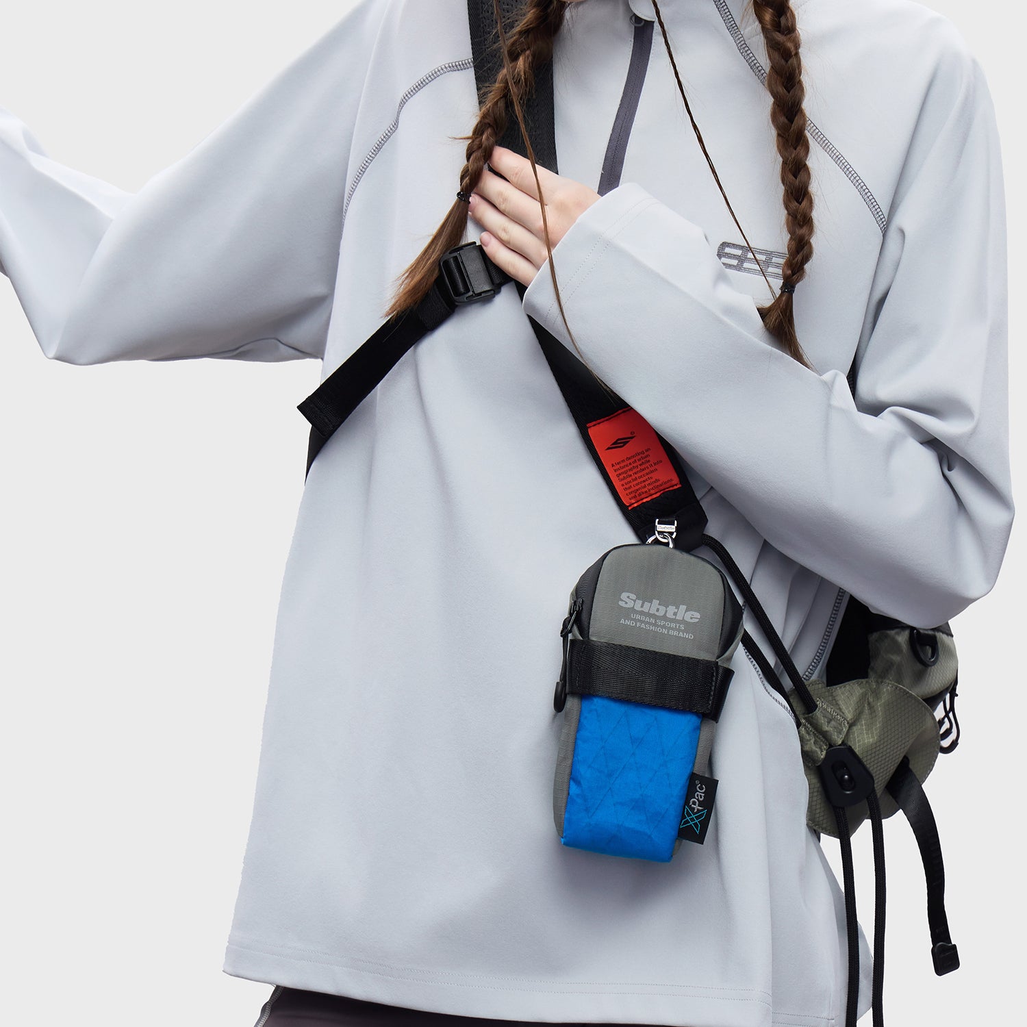 SUBTLE SIKE-G Portable Goggles Bag 護鏡包 - 灰藍色設計，時尚百搭，適合通勤與旅行使用