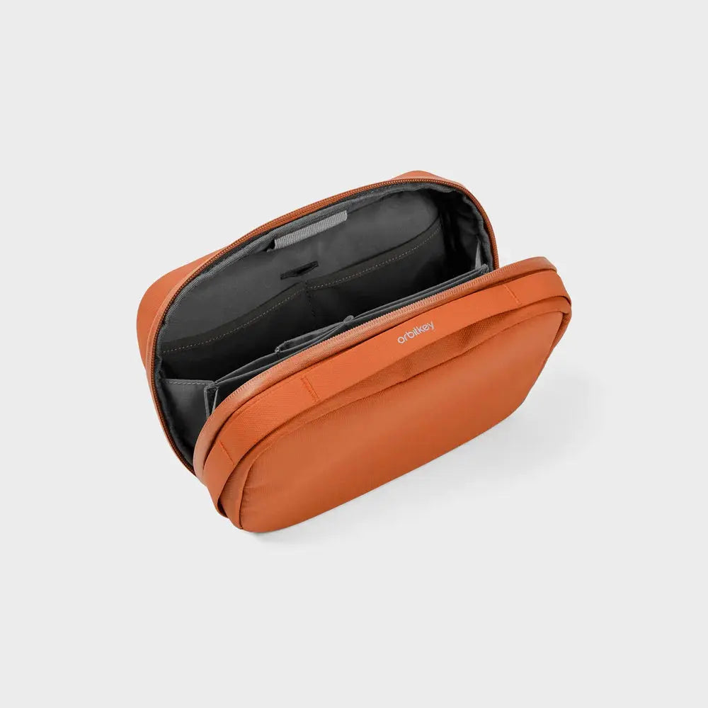 ORBITKEY 2-in-1 Tech Pouch｜自立式設計｜底部穩定結構