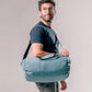Matador ReFraction Packable Duffle｜採用防潑水材料、防水 YKK® 拉鍊及 PU 塗層