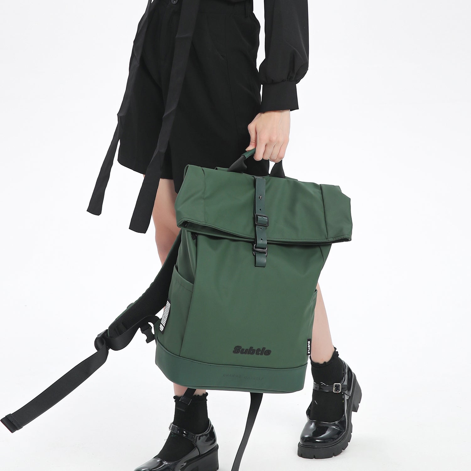 SUBTLE Scope 雙肩包 - 簡約百搭設計，適合多場景使用，包括辦公、戶外活動及短途旅行