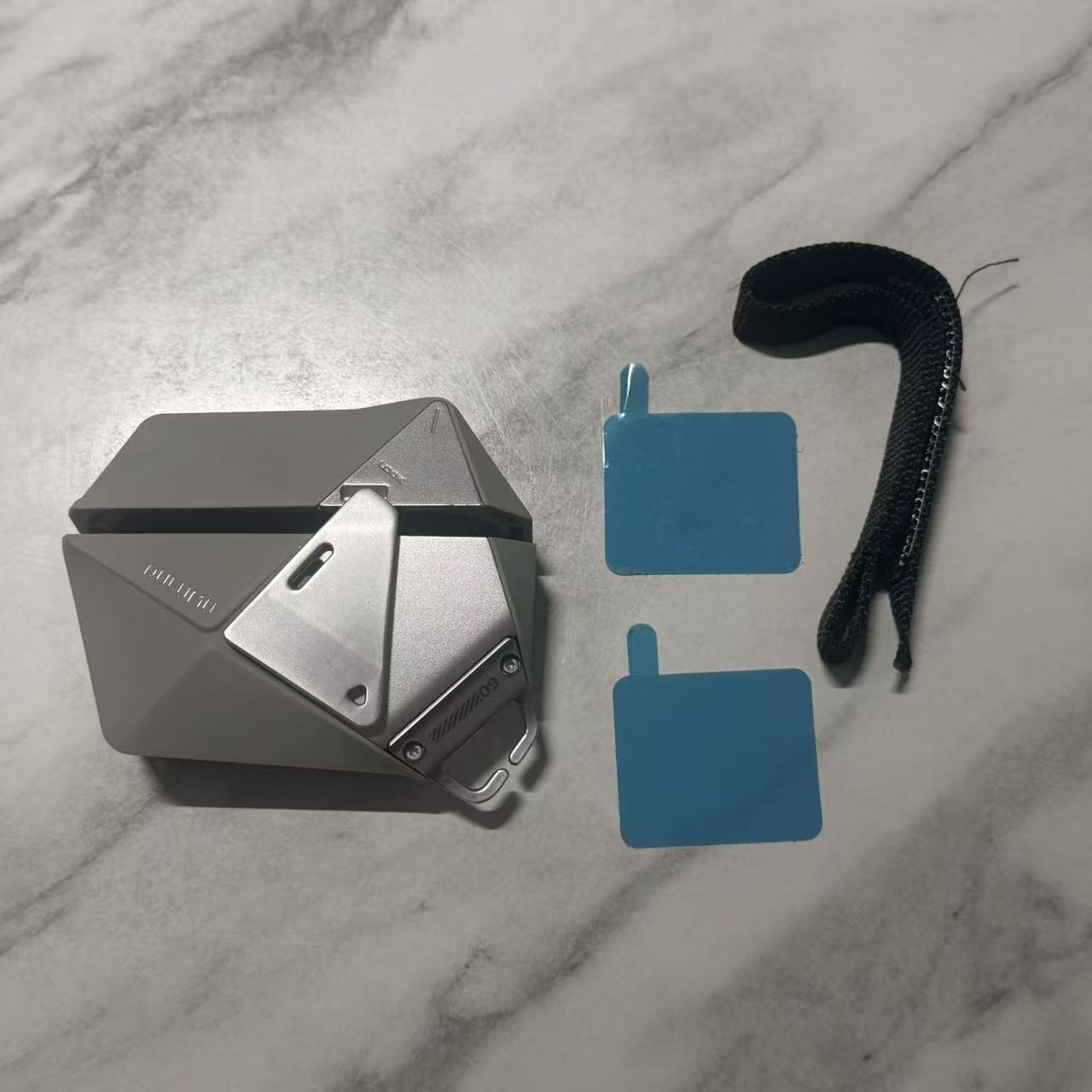 AULUMU Geometric Case 幾何保護殼雙鎖 AirPods Pro系列 A09 #1798 ( 陳列品/瑕疵品特價出售 )