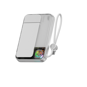 SHARGE ICEMAG 3 使用 Qi2.2 技術為 iPhone 17 進行 25W 快速無線充電。