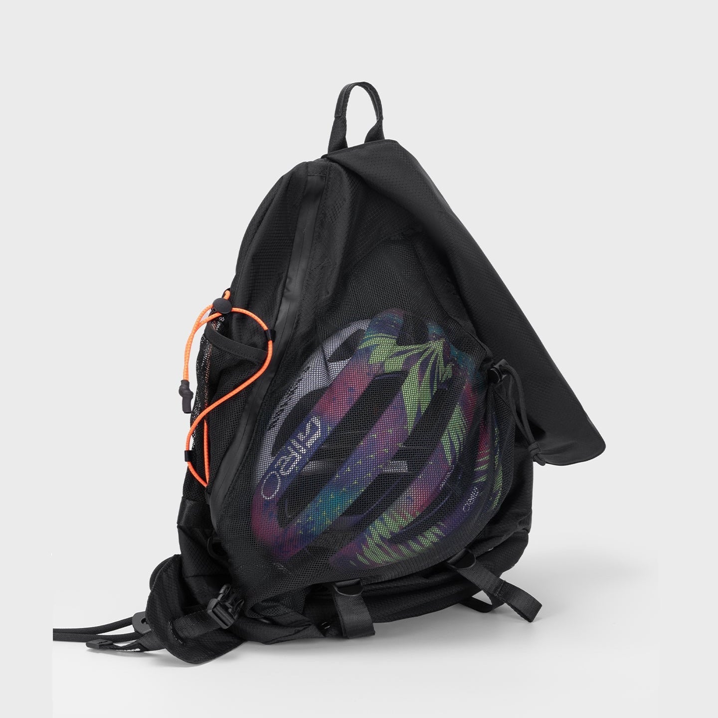 SUBTLE Diver 戶外弓箭包- 容量大適合騎行活動，可裝頭盔