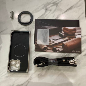 FOTORGEAR Retro Photography Kits 復古攝影套裝 iPhone 16 Pro/Pro Max #1763 ( 陳列品/瑕疵品特價出售 )