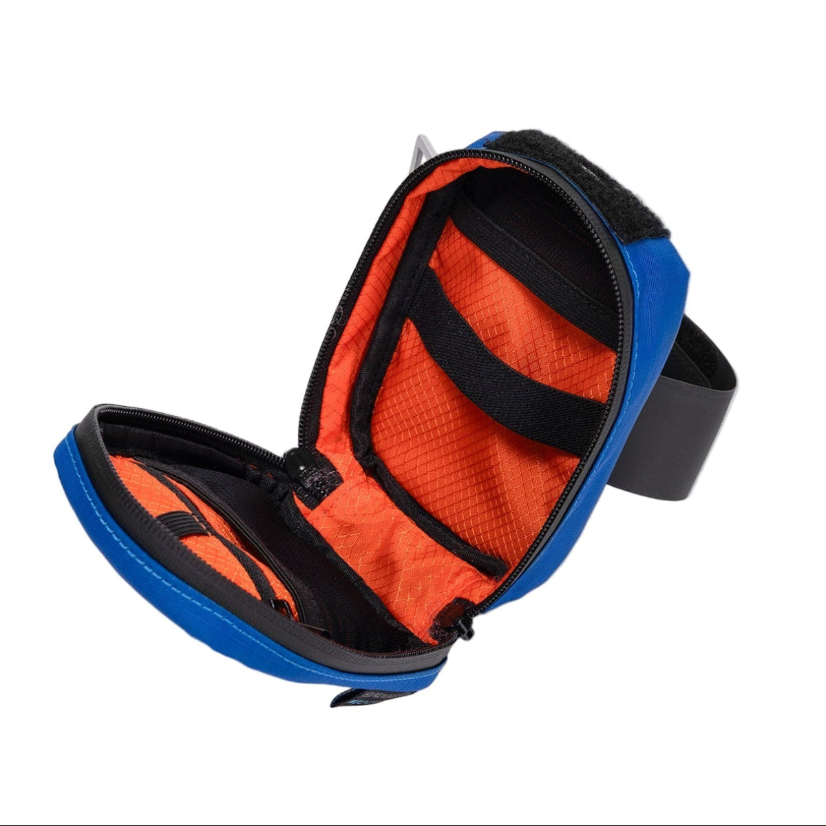 SUBTLE SIKE-B 騎行車尾包 - 藍橙色車尾包，展示內部大容量設計，可存放騎行工具及日常用品