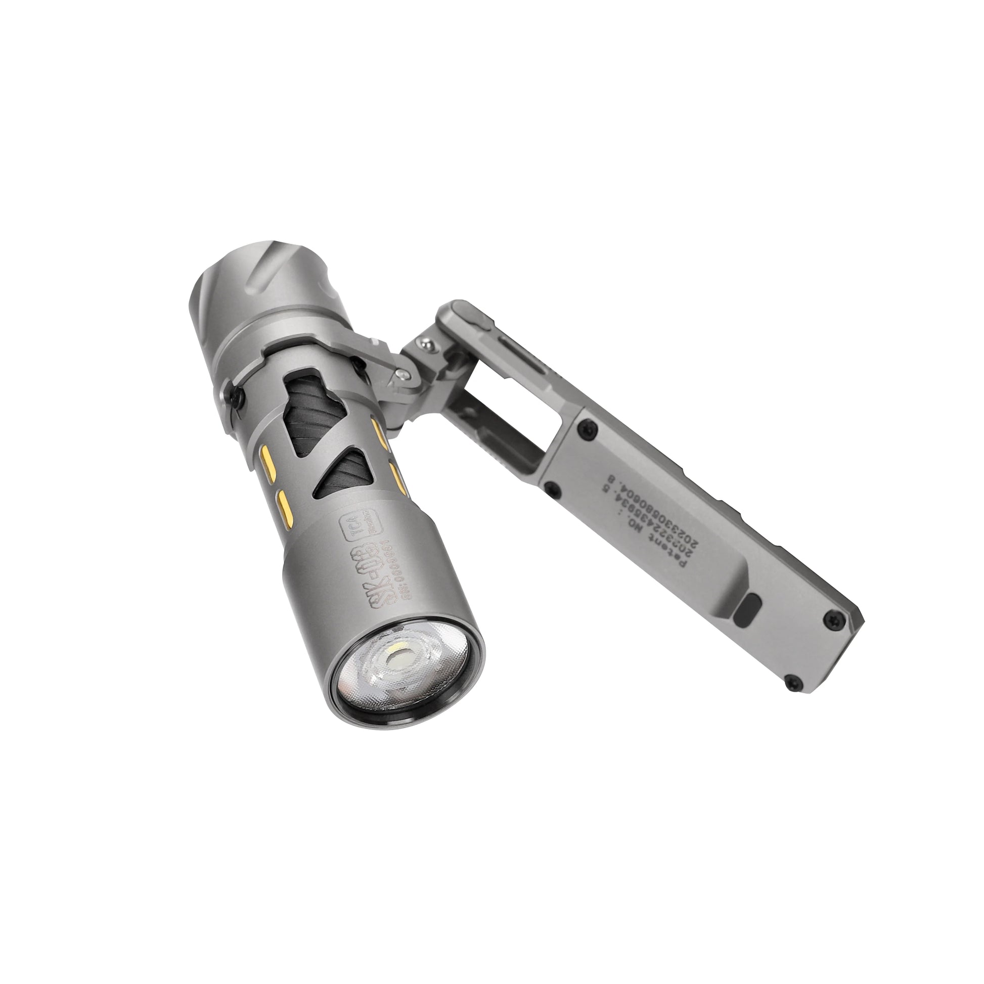 SK03 Pro 支援 QC 和 PD 快速充電協議，充電僅需 1.3 小時