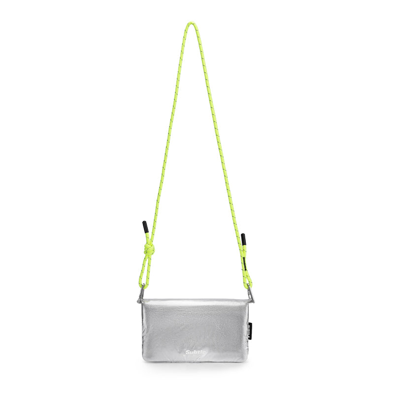 SUBTLE Puff Mini Crossbody Bag 斜孭袋 - 正面主圖（銀色・簡約百搭外觀）