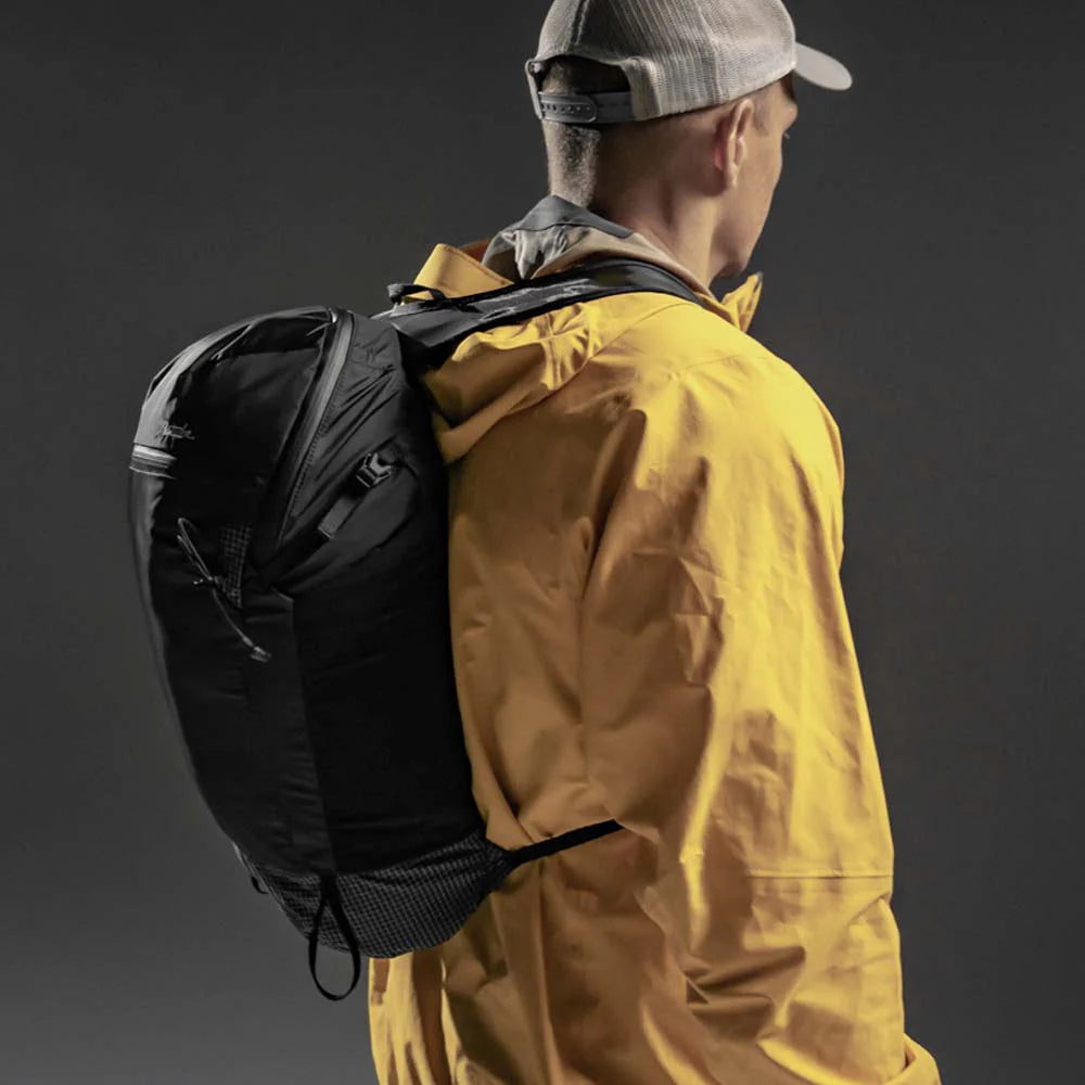 MATADOR Freefly16 Packable Backpack｜可壓縮至附帶的網袋中，適合輕量化旅行