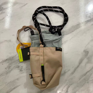 BITPLAY 2 Way Bottle Carrier 防潑水飲料袋 #1705 ( 陳列品/瑕疵品特價出售 )