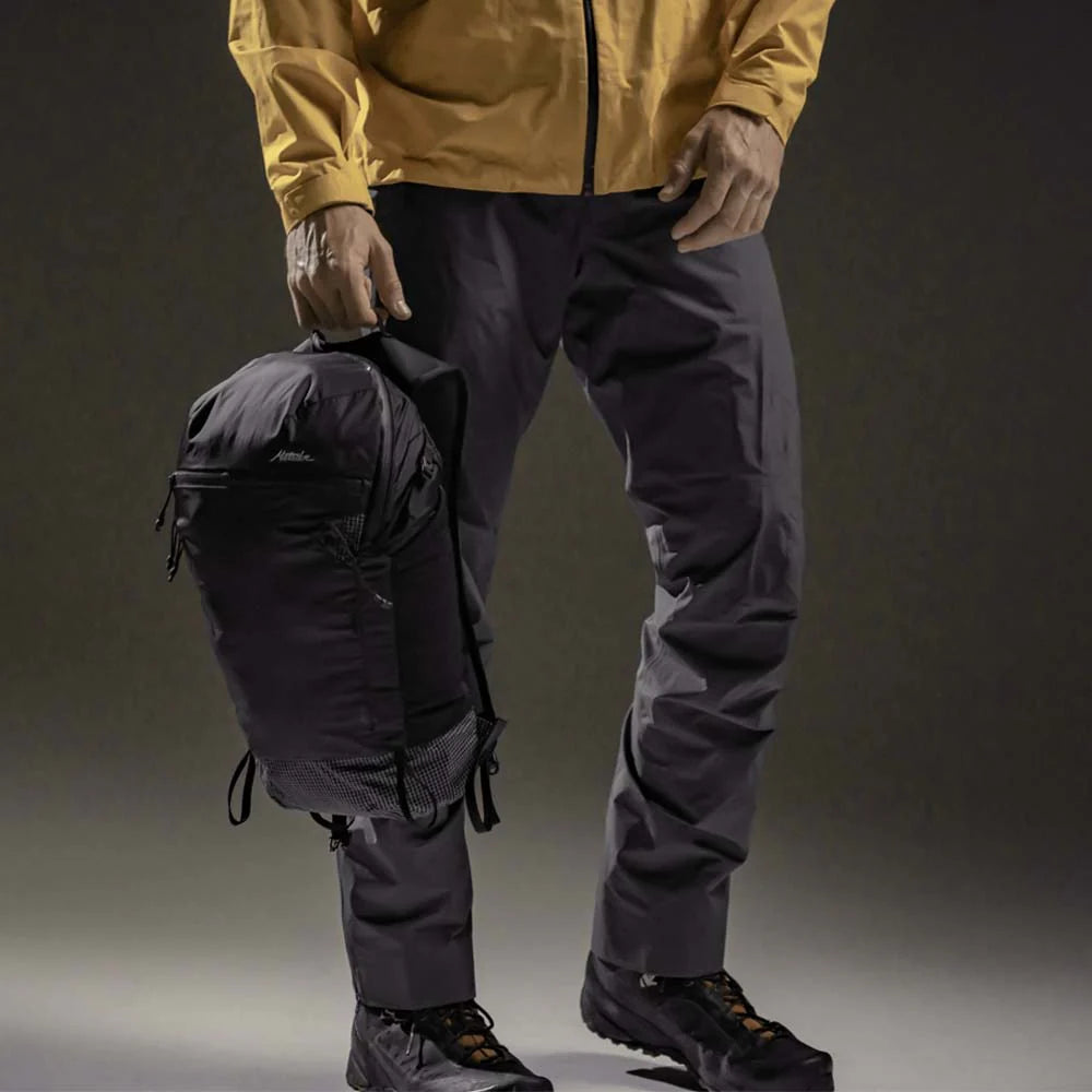 MATADOR Freefly16 Packable Backpack｜可壓縮至附帶的網袋中，適合輕量化旅行