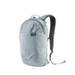 Matador ReFraction Packable Backpack 摺疊背包展示，顯示 16L 容量與輕便設計