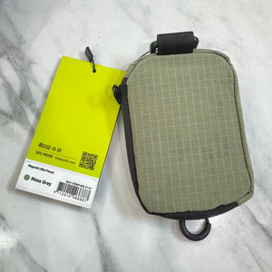 BITPLAY Magnetic Mini Pouch 磁吸隨行小袋 #1784 ( 陳列品/瑕疵品特價出售 )