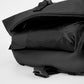 SUBTLE MAINSTREET Ranger Crossbody Bag多隔層設計，有效收納日常用品，如手機、卡片及鑰匙