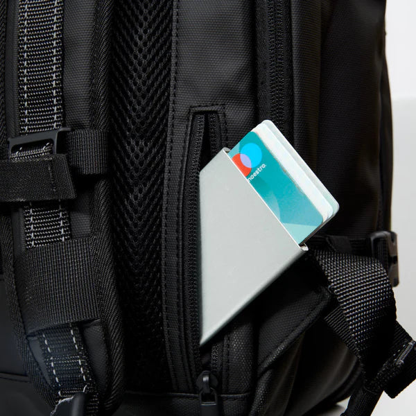 AIRBACK Travel Backpack｜大小容量任意擴展22-48L