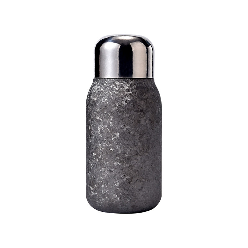 ETELF Titanium Thermos Cup｜純鈦保溫杯 - 黑色 正面外觀展示