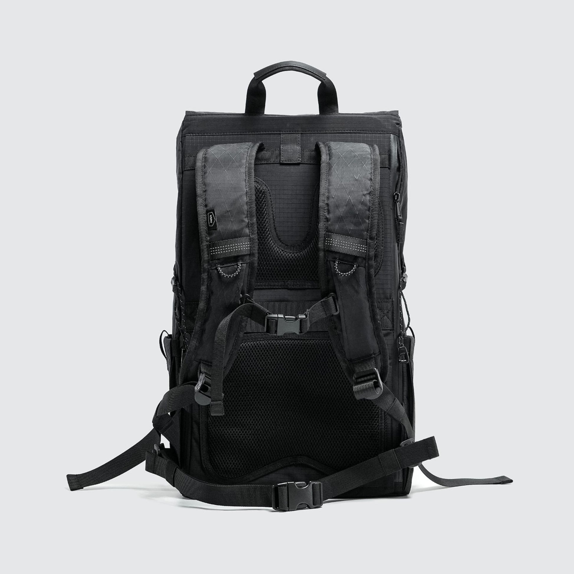 BITPLAY Black Series 28L Backpack｜高強度防撕裂旅行背囊