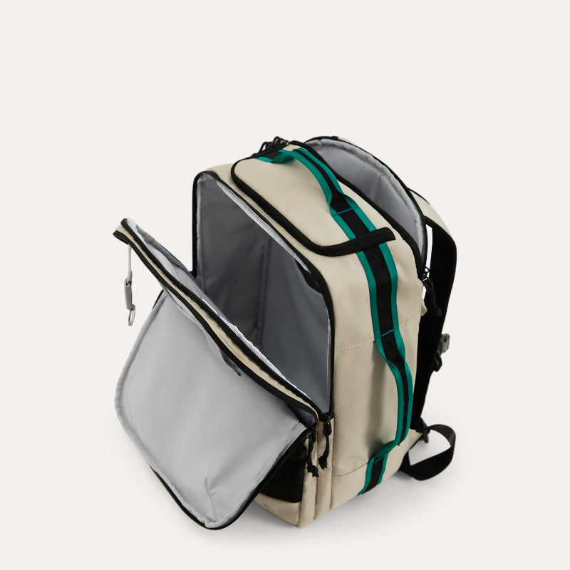 BAGSMART Blast Pro 40L 旅行背囊整體外觀展示