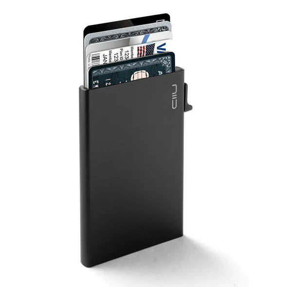 NIID Slide Mini Card Protector｜半自動滑出卡片設計
