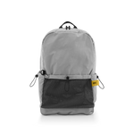 貫徹 "Handle Without Care" 哲學！Crash Baggage Hard Mesh Backpack 結合軟身透氣網面與 100% 聚碳酸酯防護硬底。配備 15 吋電腦隔層與防水拉鍊，是您日常通勤與極簡出行的完美背囊。