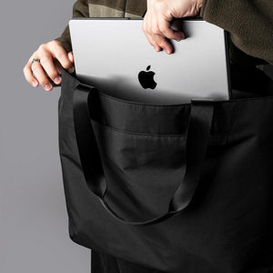 Elements Tote (L) 適合日常通勤、購物、旅行與戶外活動的多功能手提包