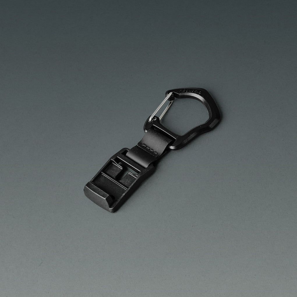 ALPAKA Hub Carabiner (L) 多功能鑰匙扣｜便攜設計，磁吸扣環，輕鬆管理隨身物品