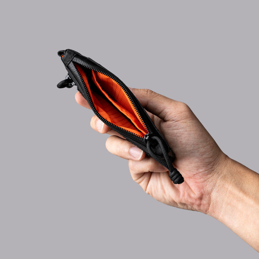 ALPAKA Zip Pouch Pro，適合通勤與旅行使用的輕便收納包