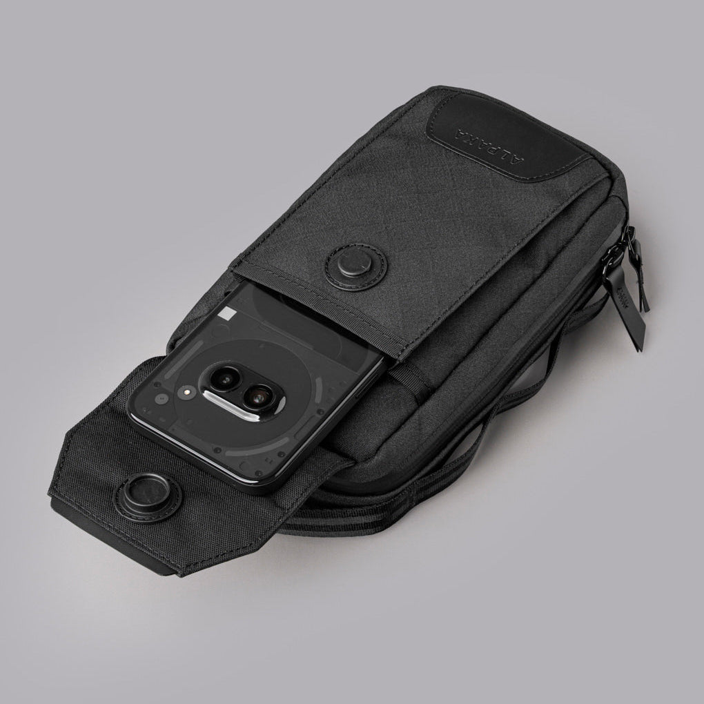 ALPAKA Modular Sling V2｜多功能手機袋 300D｜採用 Axogrid 300D 防水層壓布料與 YKK Aquaguard 靜音拉鍊