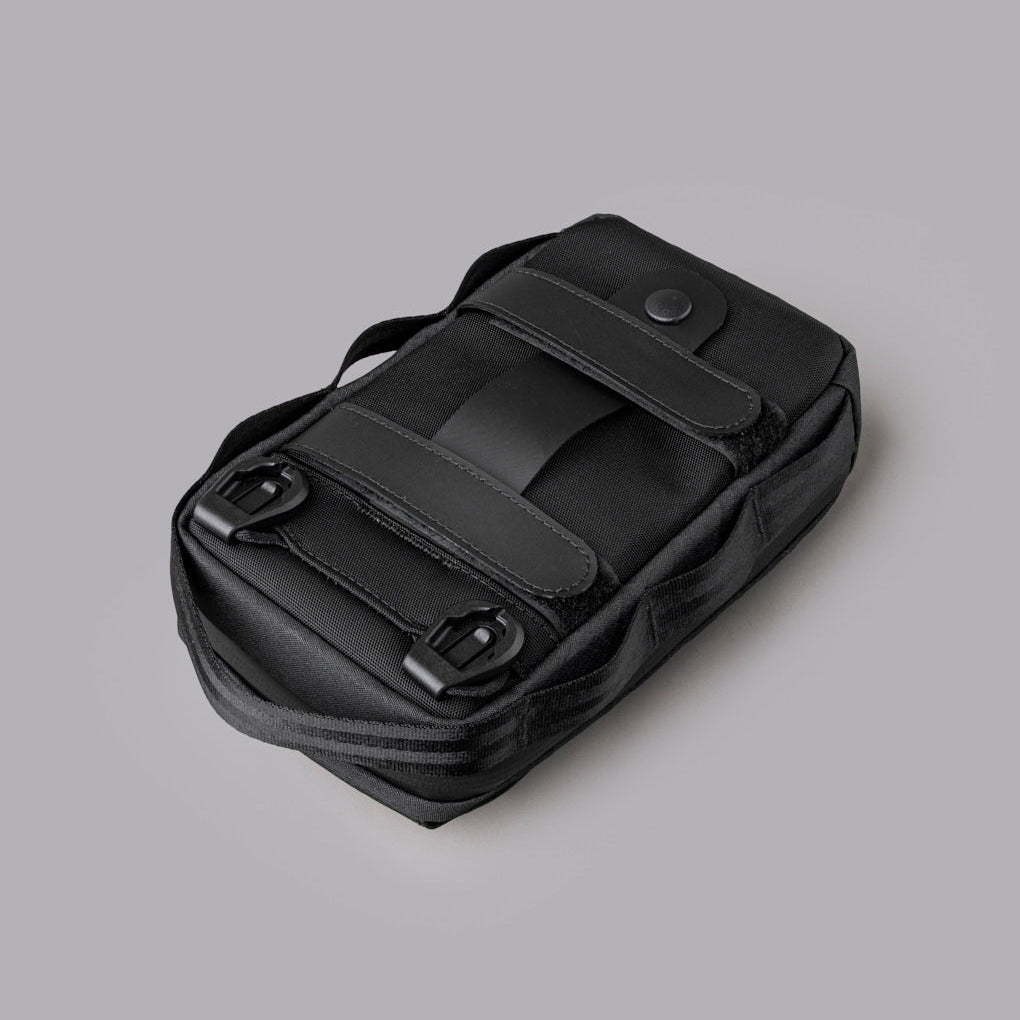 ALPAKA Modular Sling V2｜多功能手機袋 300D｜採用 Axogrid 300D 防水層壓布料與 YKK Aquaguard 靜音拉鍊