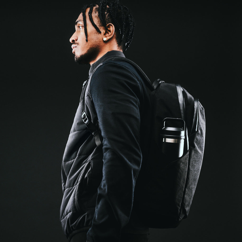 ALPAKA Bravo Backpack 23L｜適合通勤與旅行使用｜內置 16 吋筆記型電腦隔層