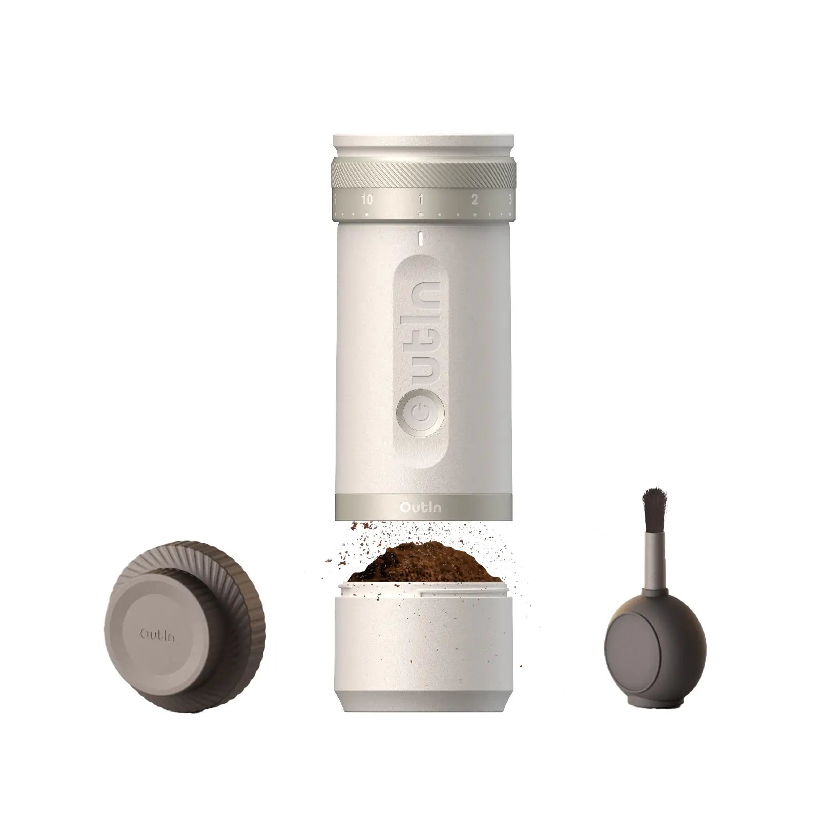 附帶密封蓋的粉杯，可隨時攜帶研磨完成的咖啡粉