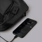 ALPAKA Bravo Sling Max V2 - USB 充電埠與 RFID 屏蔽設計，安全又實用