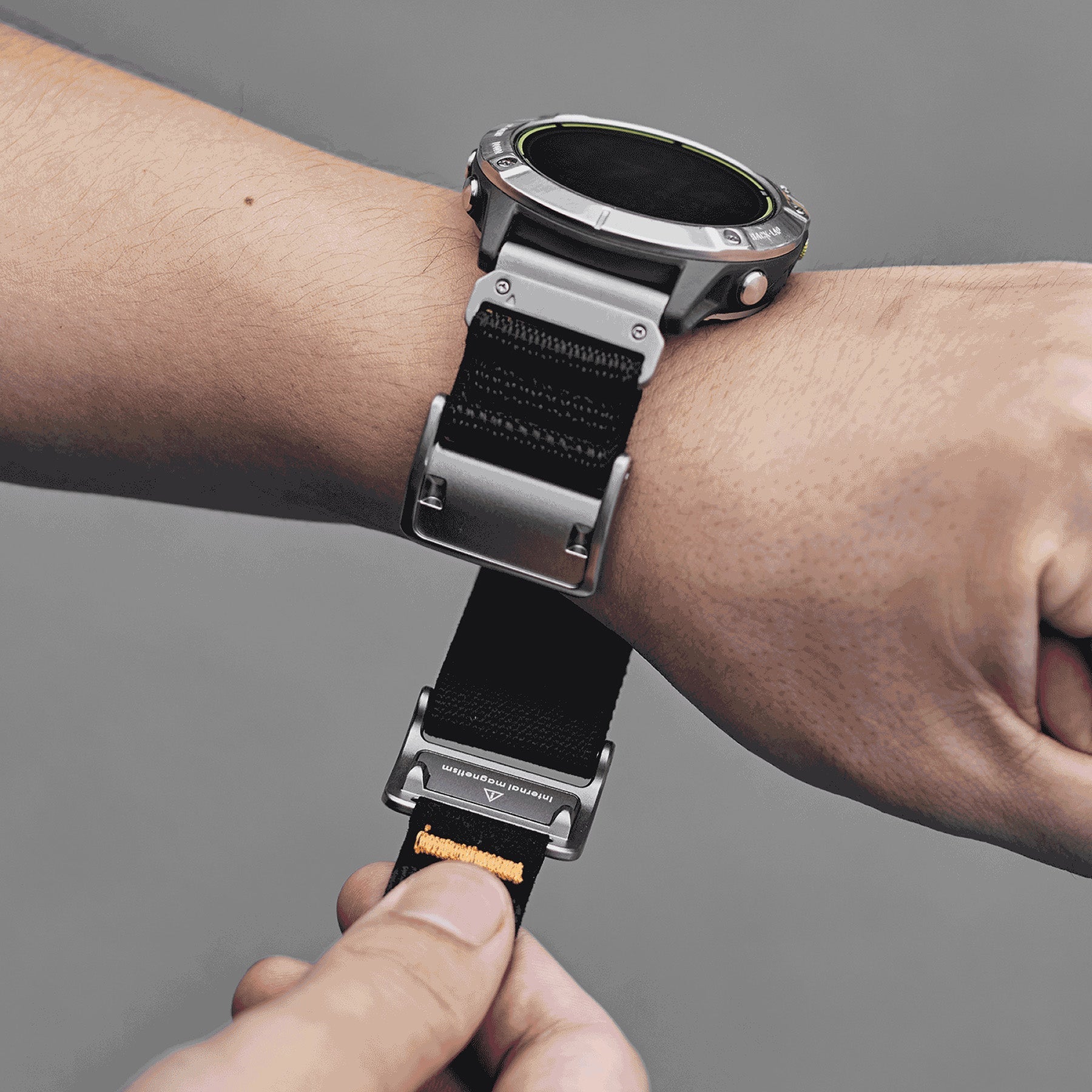 Garmin 智能手錶搭配 C11 磁吸扣錶帶使用場景