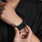 Fidlock® 磁吸快釦細節特寫，展示穩固與便捷設計