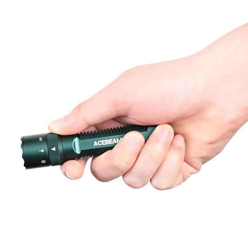 ACEBEAM K1 三光源手電筒展示正面設計