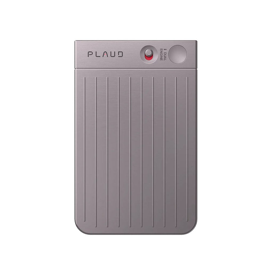 PLAUD NOTE AI 智能錄音筆展示其精緻設計。