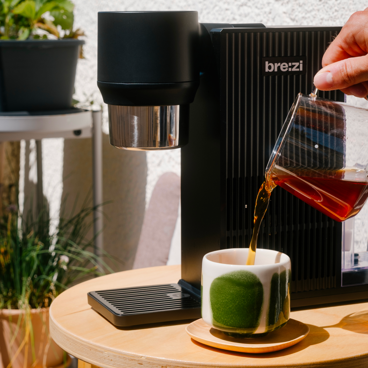 BREZI COLD 可沖煮 1 至 5 杯容量的冷萃咖啡。