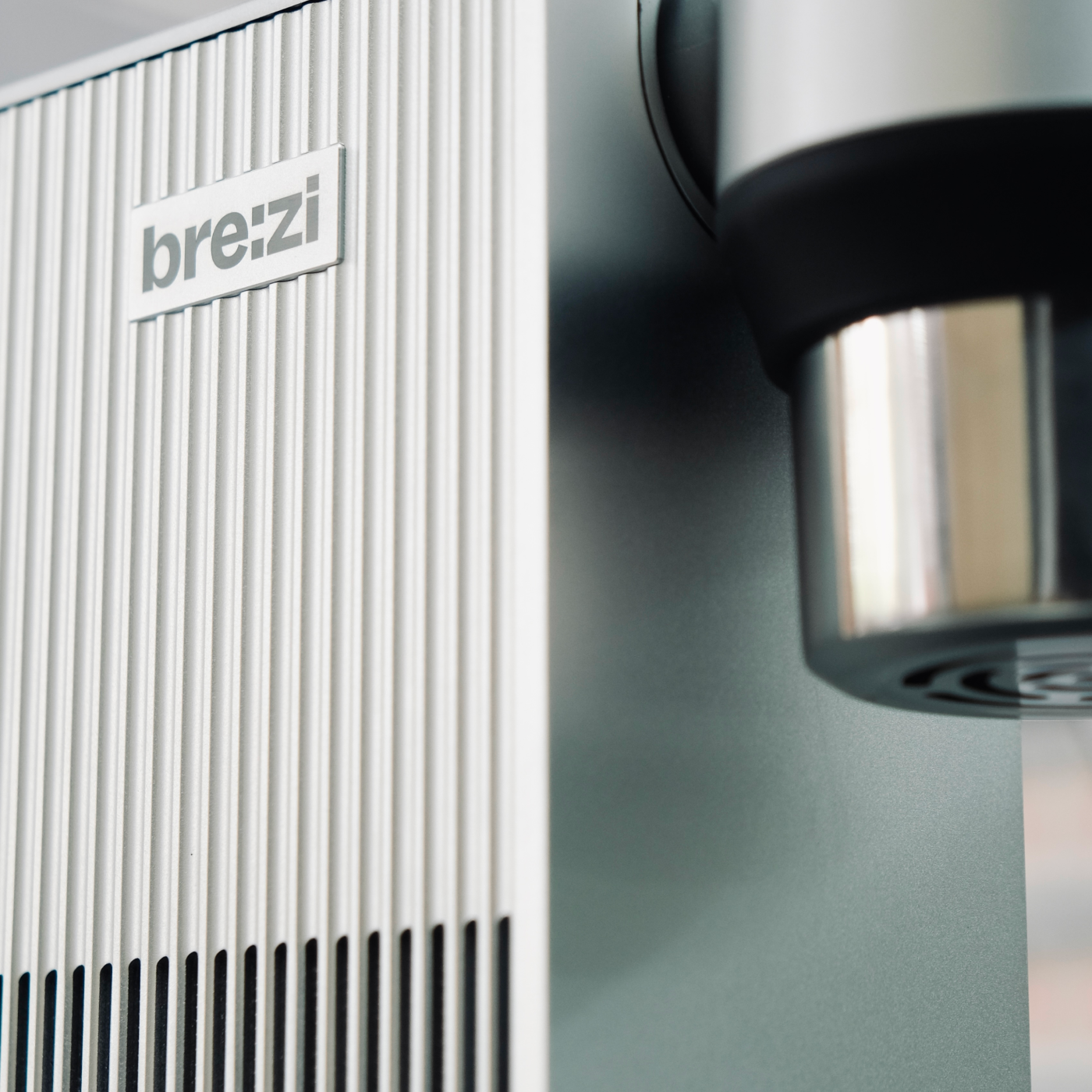 BREZI COLD 提供冷萃、濃縮、日式慢滴、茶飲、自定義五種沖煮模式。