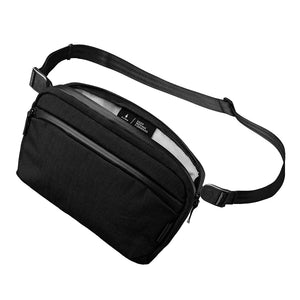 ALPAKA Flight Sling 2L 正面外觀｜輕量旅行斜孭袋 Axoflux 400D